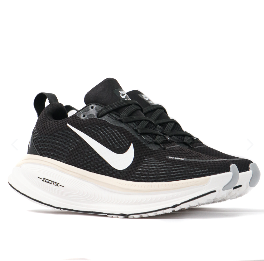 NIKE VOMERO